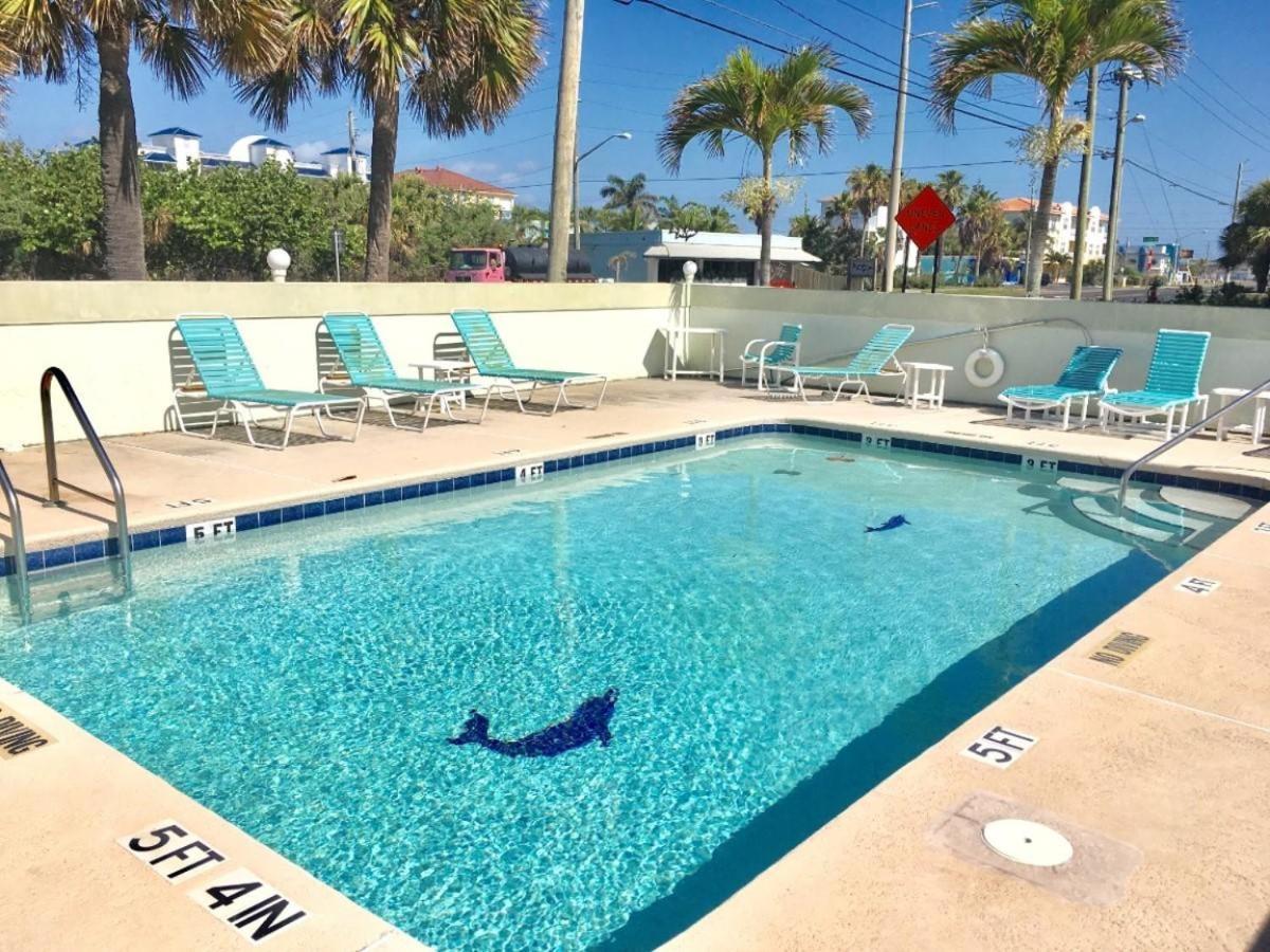 Ocean Beach Villas Unit 203- Direct Oceanfront Condo! Cocoa Beach Exterior photo