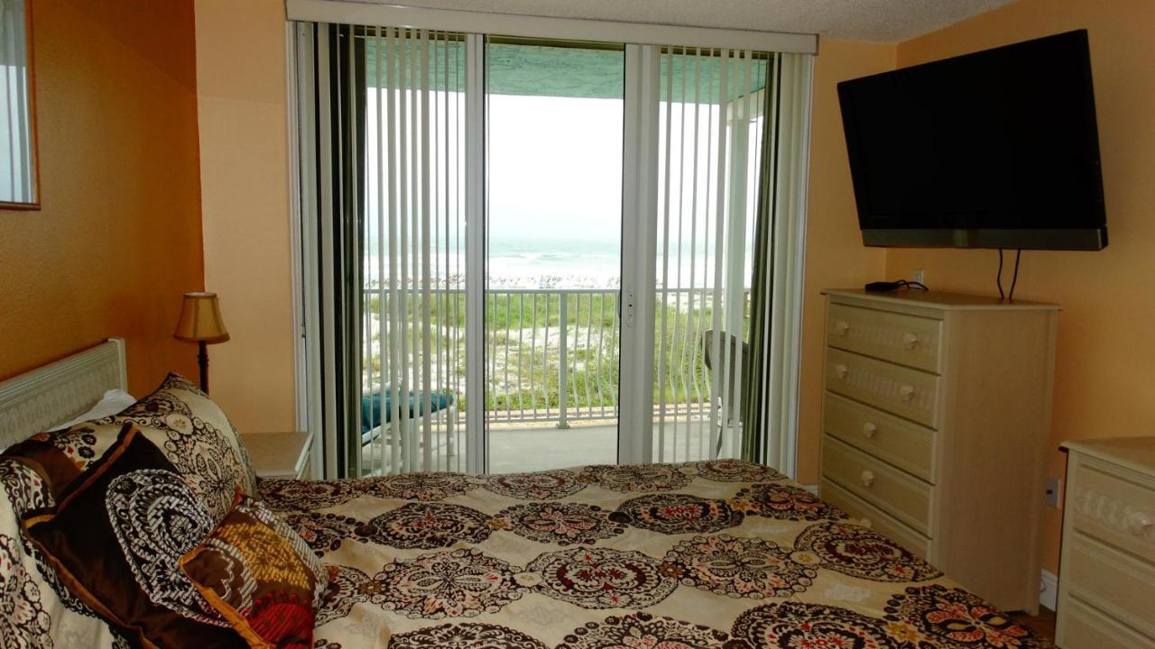 Ocean Beach Villas Unit 203- Direct Oceanfront Condo! Cocoa Beach Exterior photo